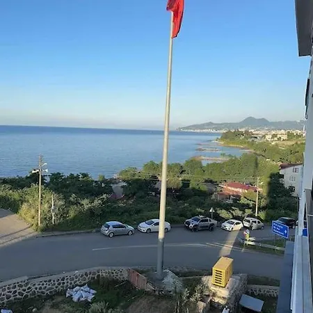 Plaja Yakin Konforlu Aile Yuvasi *