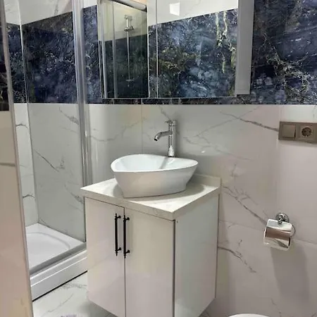 Plaja Yakin Konforlu Aile Yuvasi