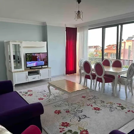Plaja Yakin Konforlu Aile Yuvasi Apartment Piraziz